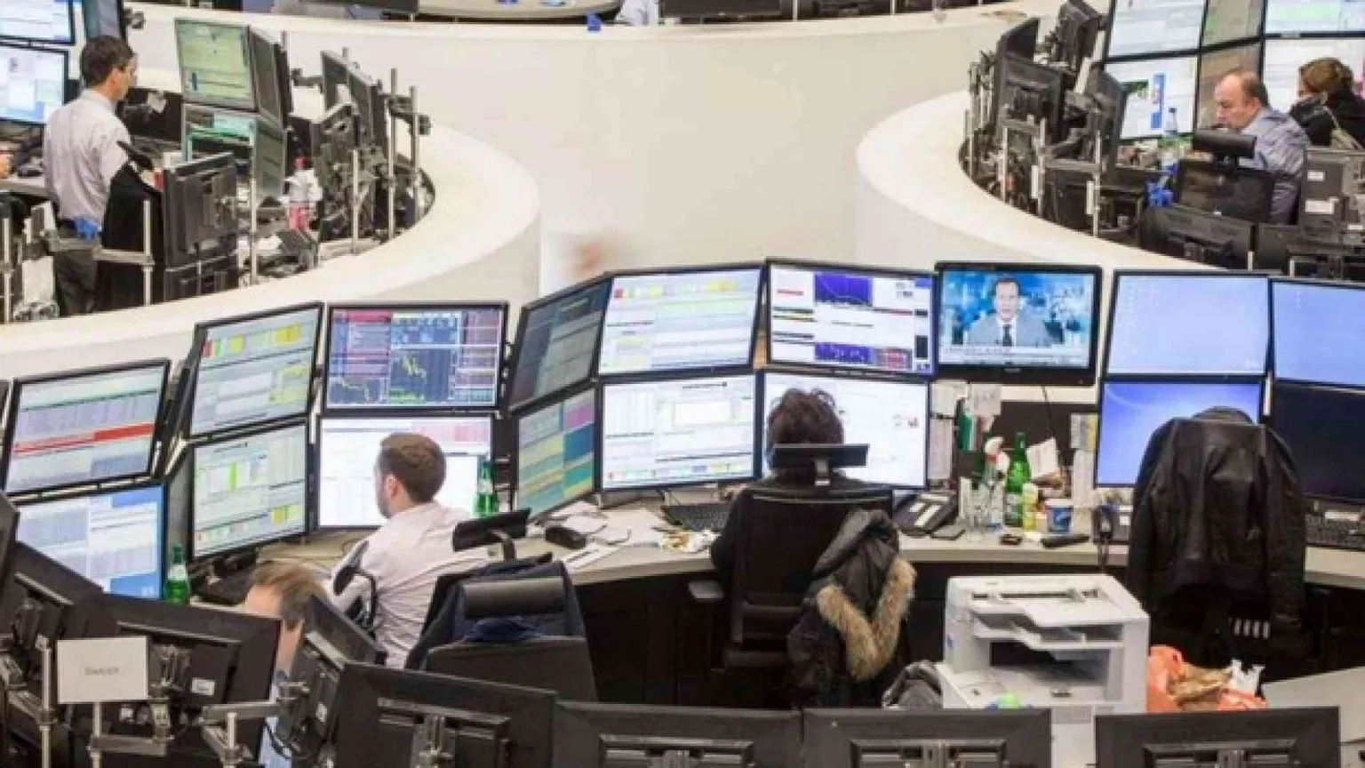 Le Borse Ue aprono in rialzo dopo un voto in cui i sovranisti non sfondano