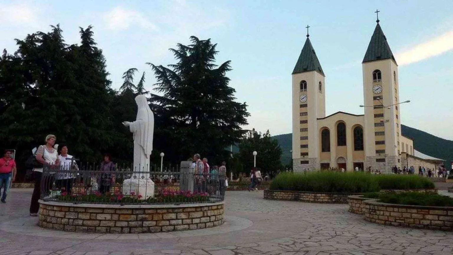 Hoser: così Medjugorje è faro spirituale