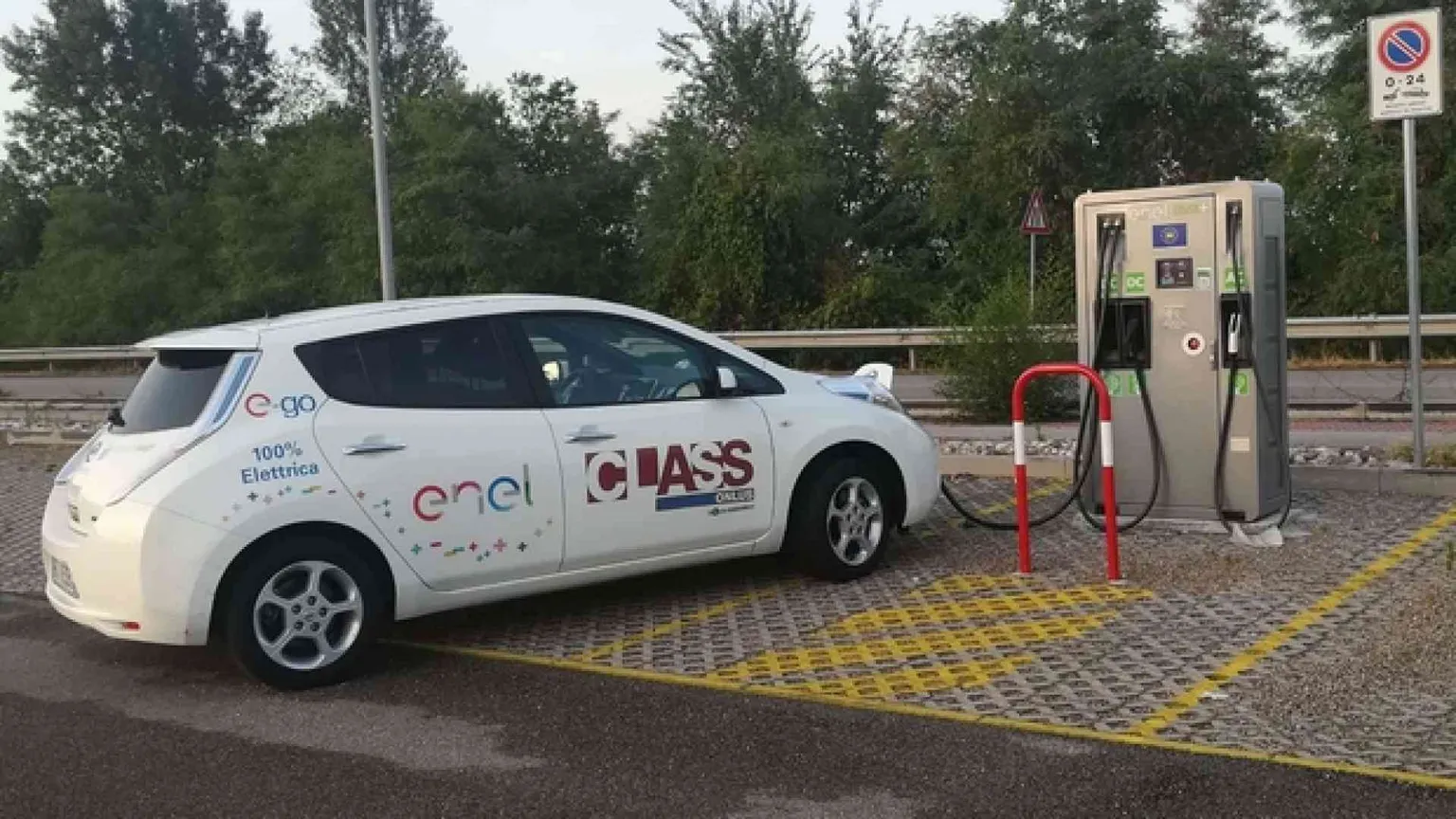 Tutta l'Italia in elettrico: si può fare
