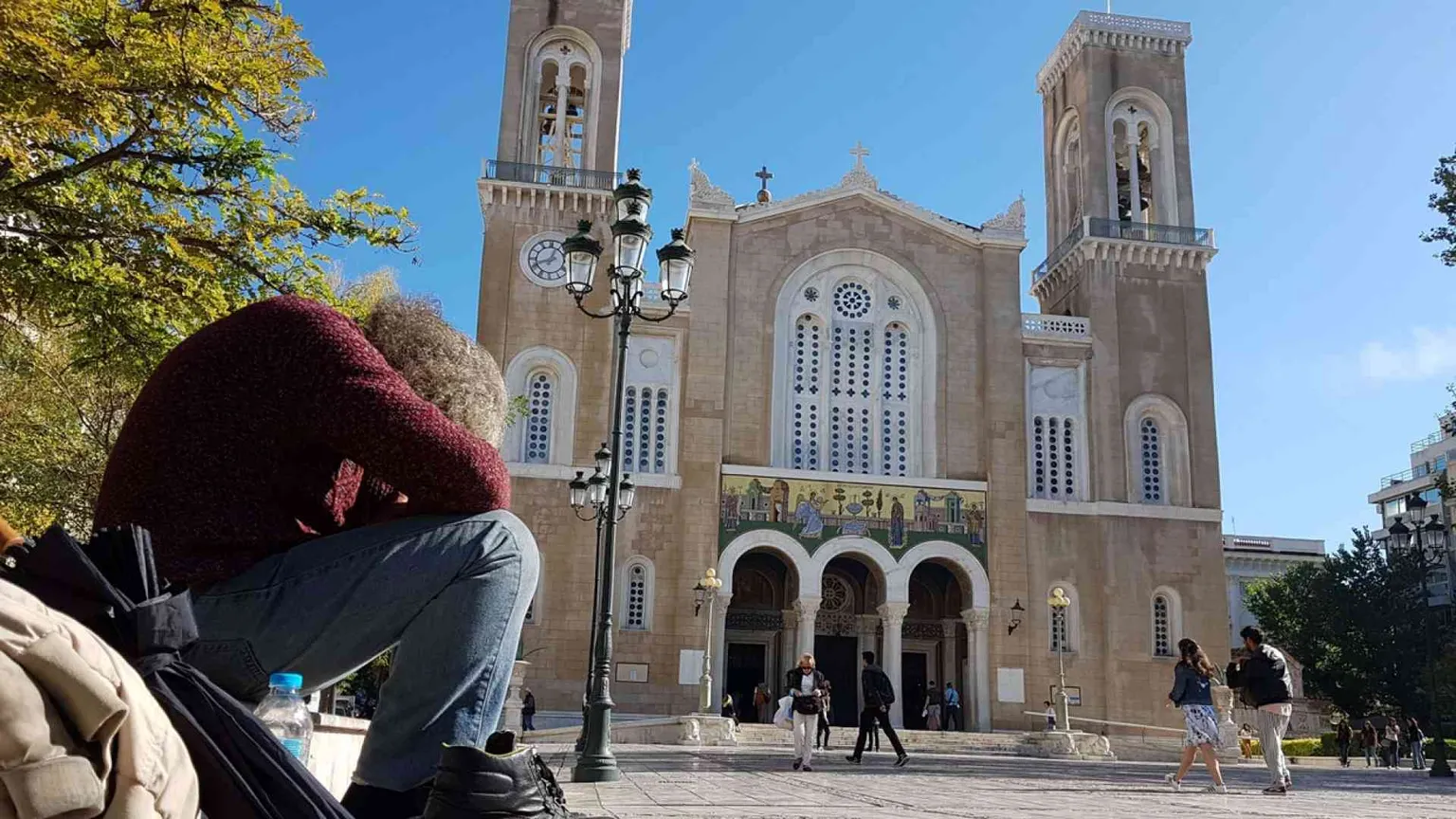 La Chiesa in Grecia povera fra i poveri. E salvata dai migranti