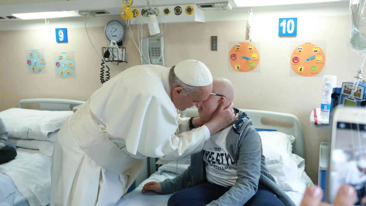 Eutanasia, suicidio assistito, cure palliative: 4 interventi del Papa in 4 mesi