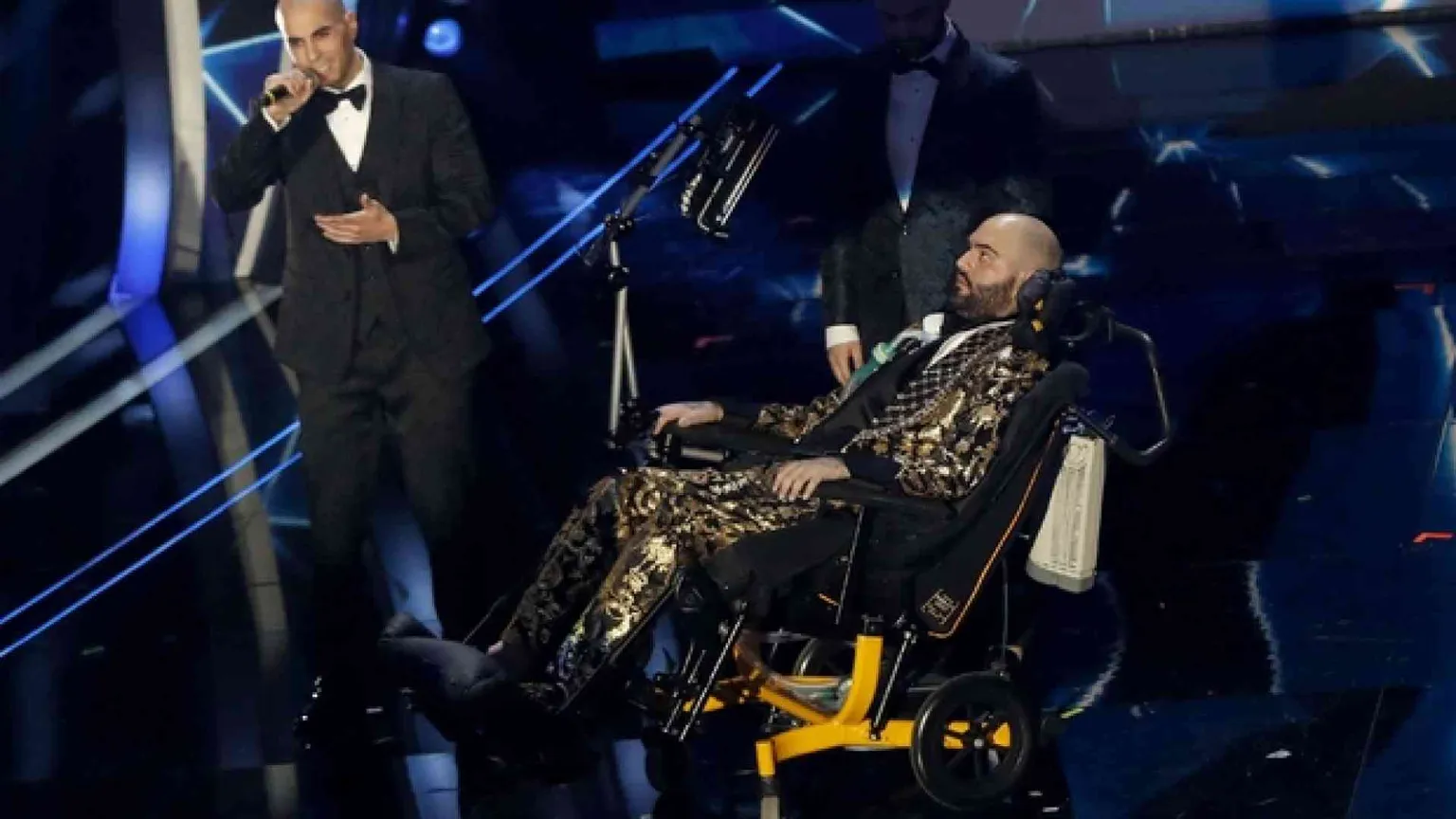La lezione di Paolo Palumbo, rapper con la Sla, sul palco dell'Ariston