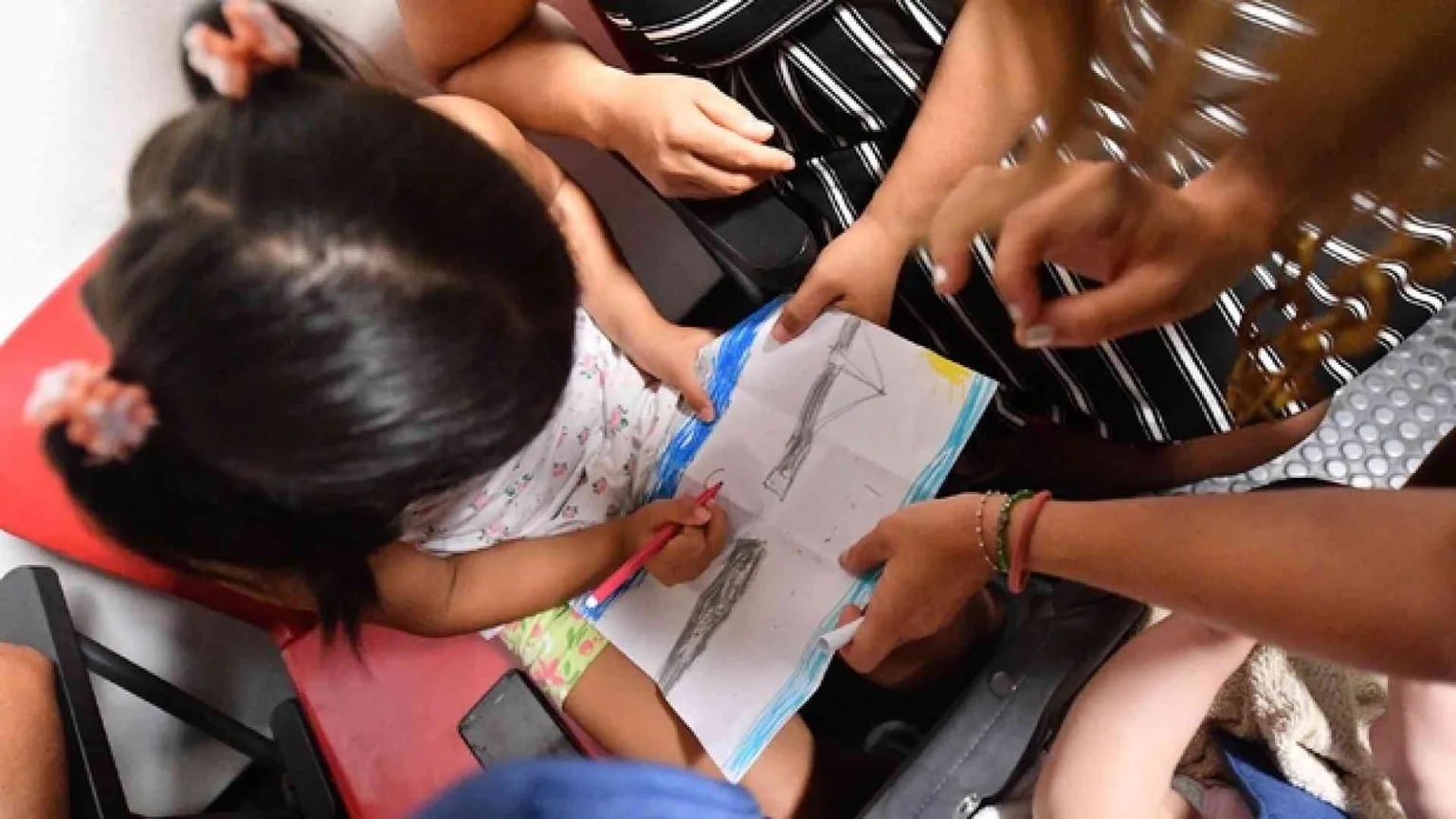 Minori, l'allarme degli istituti. "I nostri educatori allo stremo"