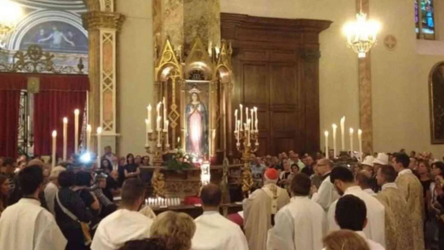 Con Bassetti la novena alla Madonna delle Grazie per «grave necessità»
