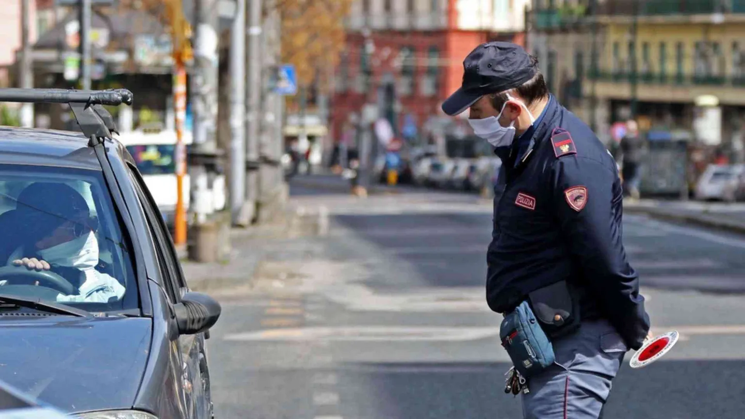 "Io, magistrato, fermato ai controlli mentre andavo in chiesa... "
