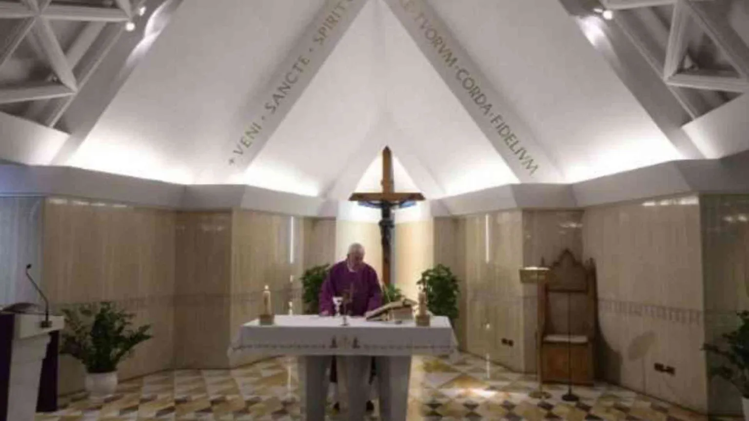 Il Papa prega per quanti non riescono a reagire, impauriti dalla pandemia