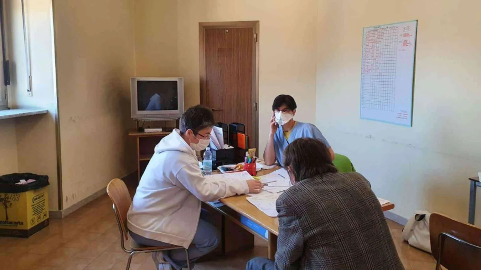 Viaggio nel reparto Covid-19 nel Cottolengo di Torino