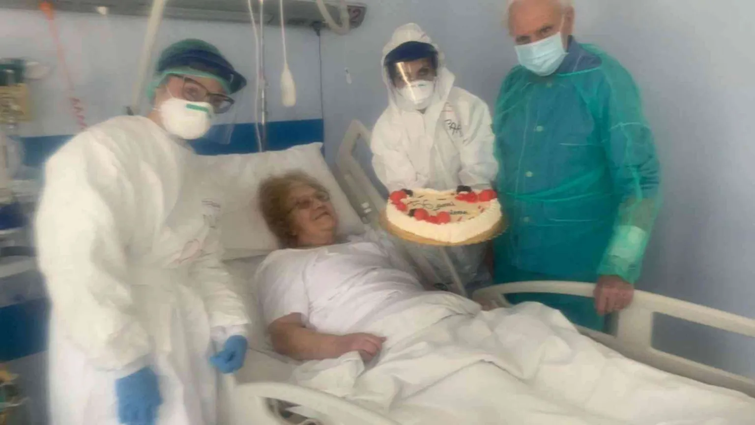 Umberto e Maria, festa a sorpresa in corsia per i 56 anni di nozze
