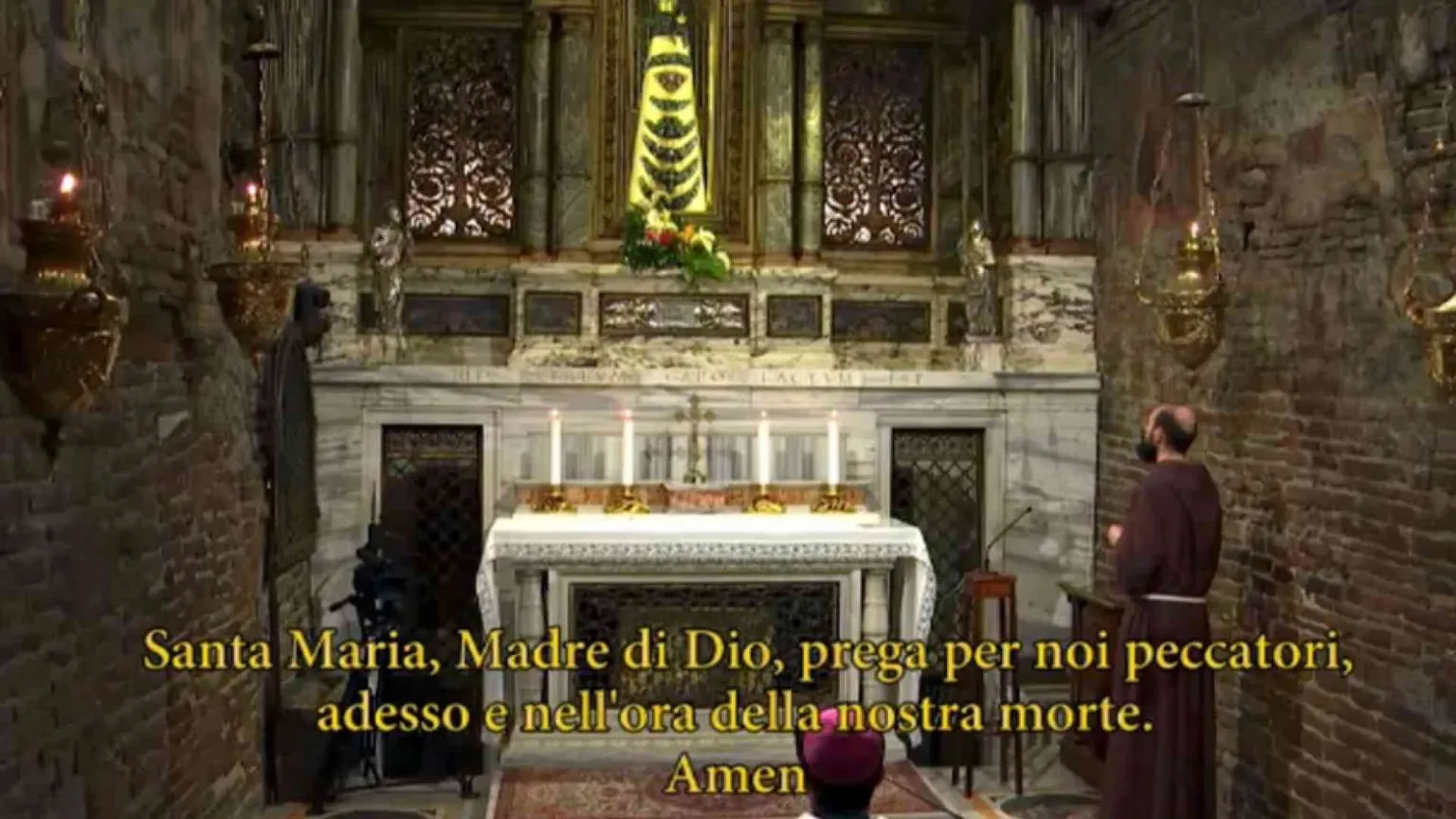 Con il Rosario a Loreto trova casa l'Italia intera