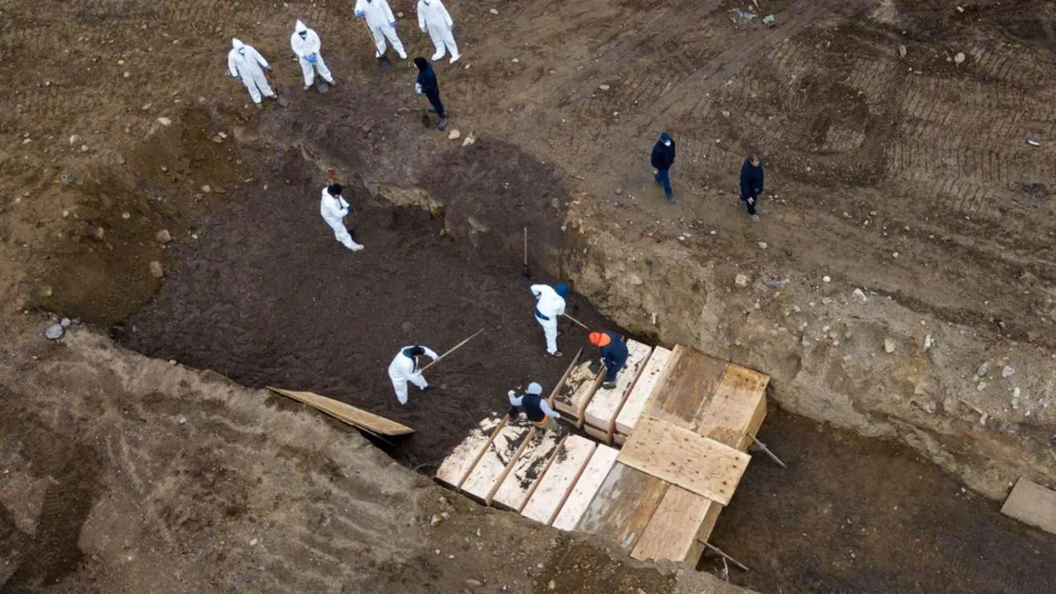 A New York fosse comuni sull'isola cimitero