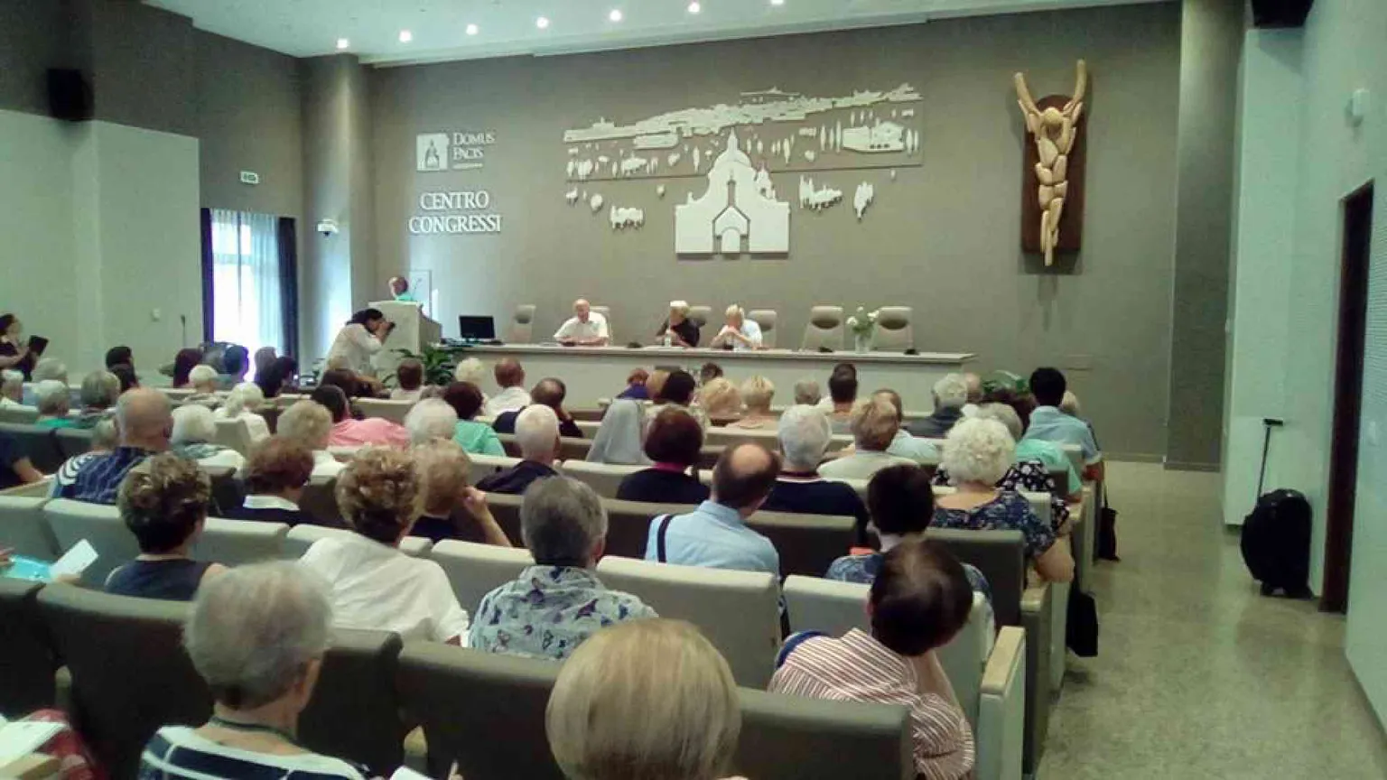 Sae, una Pasqua «in dialogo»