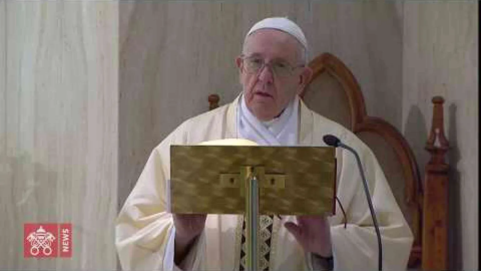 Il Papa prega per gli insegnanti e gli studenti