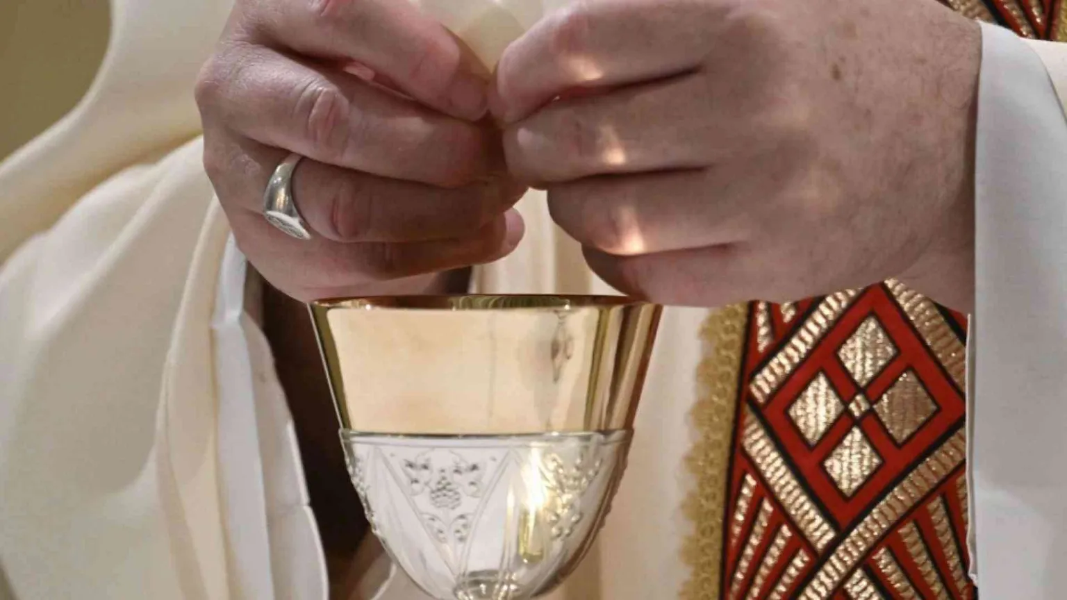 Ecco le Messe di domenica 26 aprile in diretta tv e social