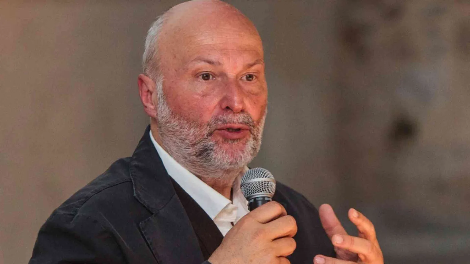 Il filosofo Ceruti: «Siamo più fragili, serve più umanità»