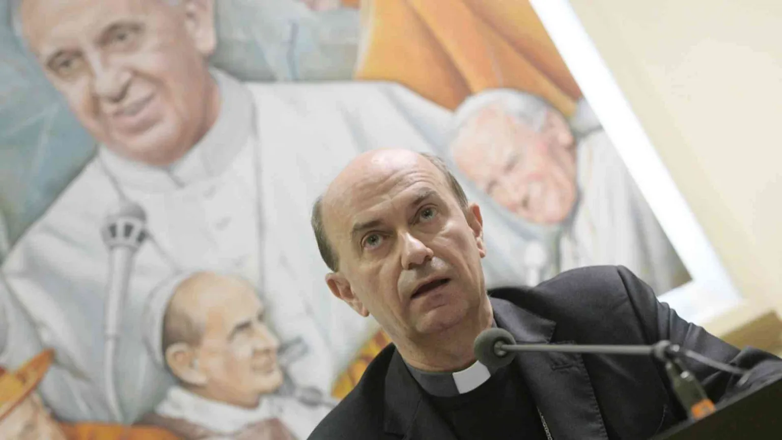 Russo: da lunedì di nuovo i funerali. Con il governo confronto e dialogo
