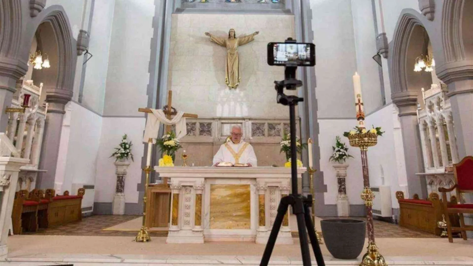 Le Messe di domenica 24 maggio in diretta tv e social