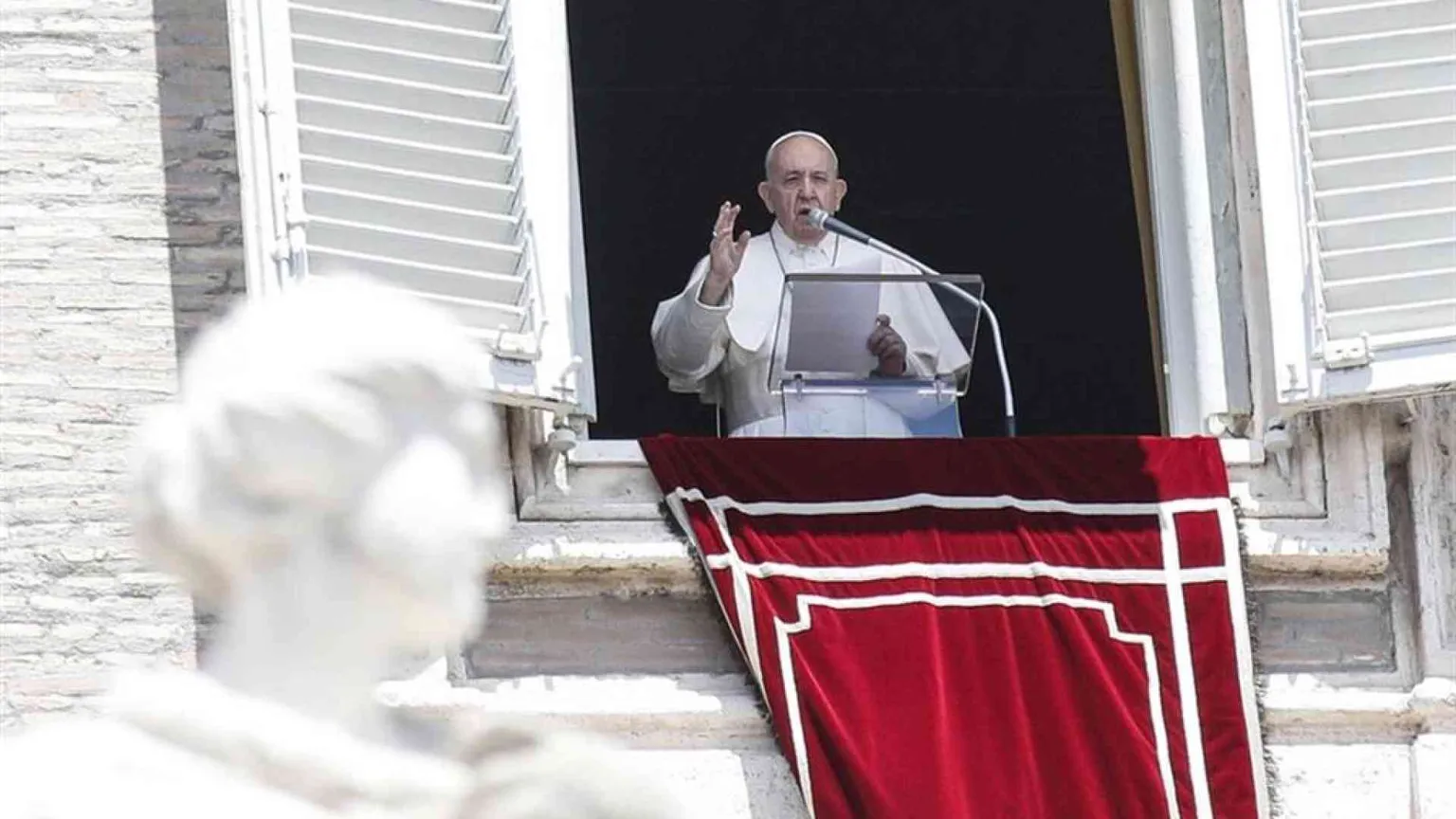 Francesco: «Penso a Santa Sofia, e sono molto addolorato»
