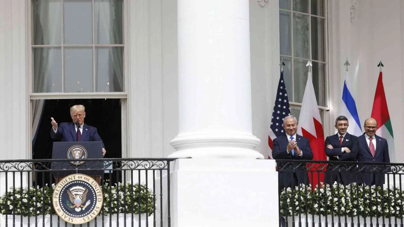 Israele, Emirati e Bahrein: Trump firma l'intesa storica