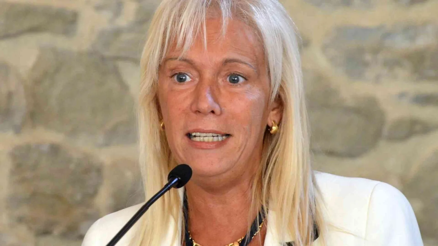 «Vedere» la vera pillola. Serve un altro femminismo