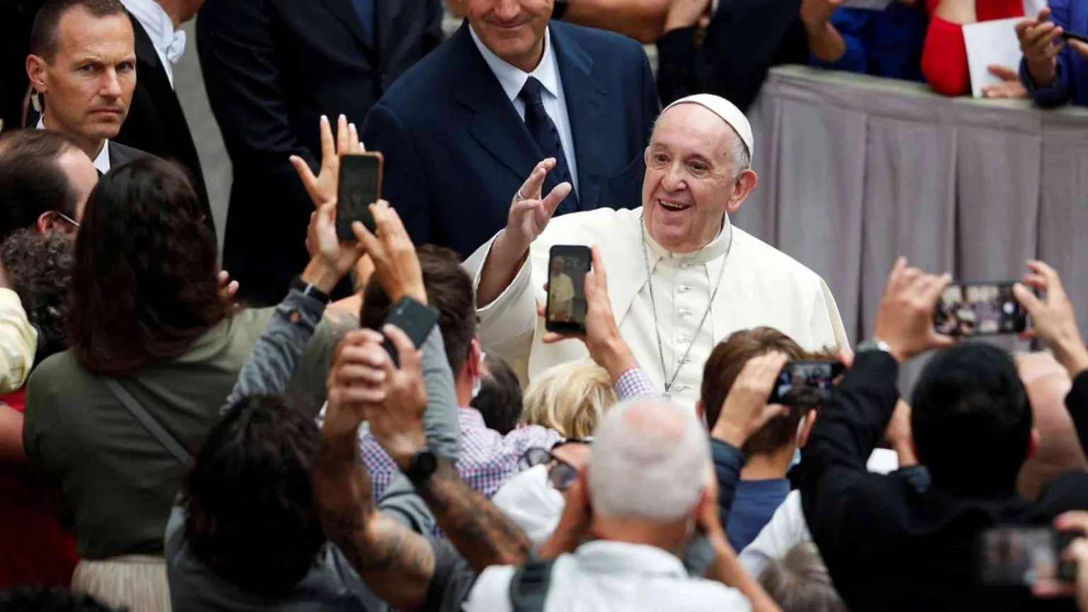 Il Papa: sull'aborto si risvegli la coscienza dei legislatori
