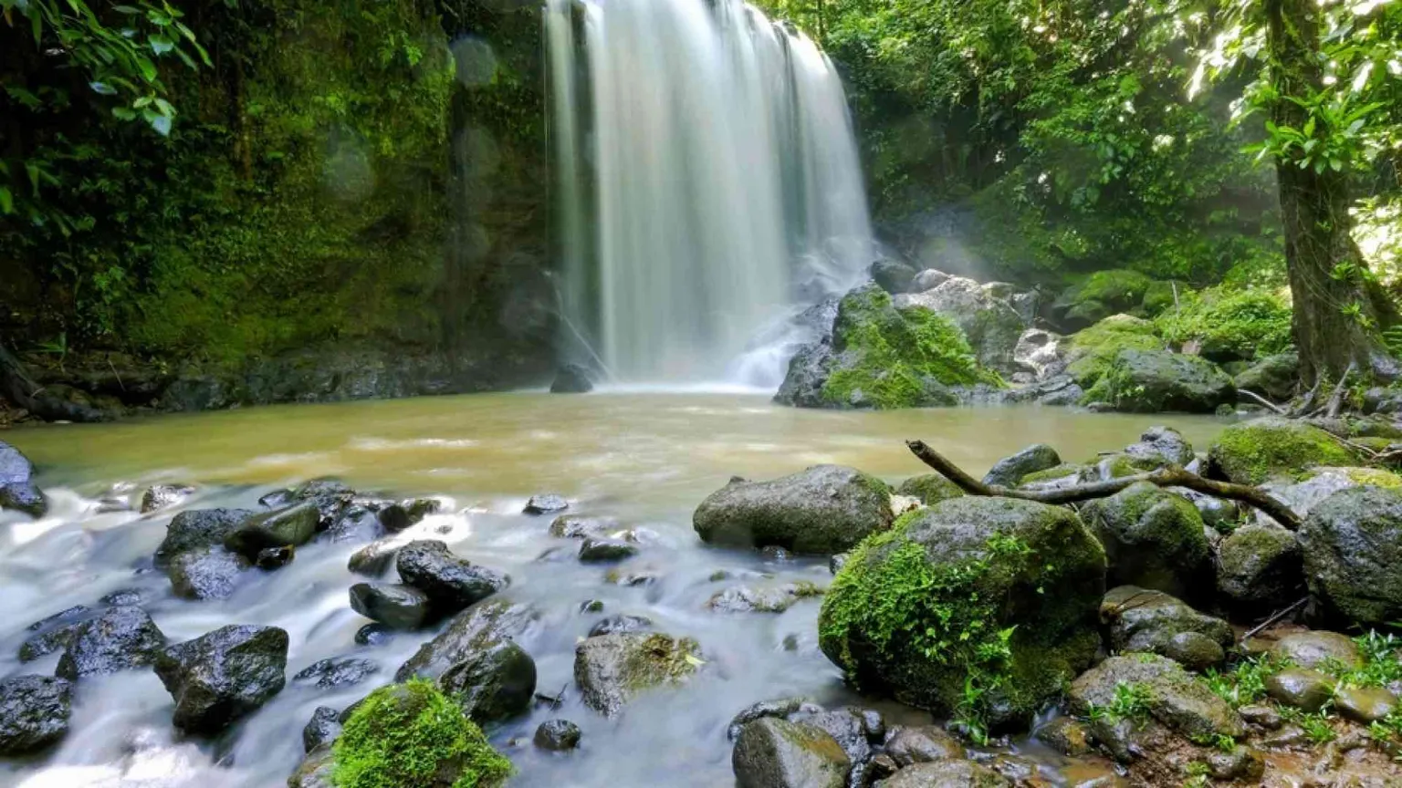 L'acqua, benedizione della terra