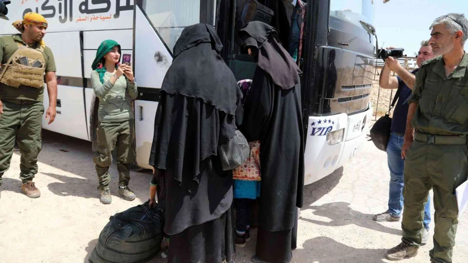 L'annuncio dei curdi: presto liberi 20mila civili da campo profughi ex Daesh