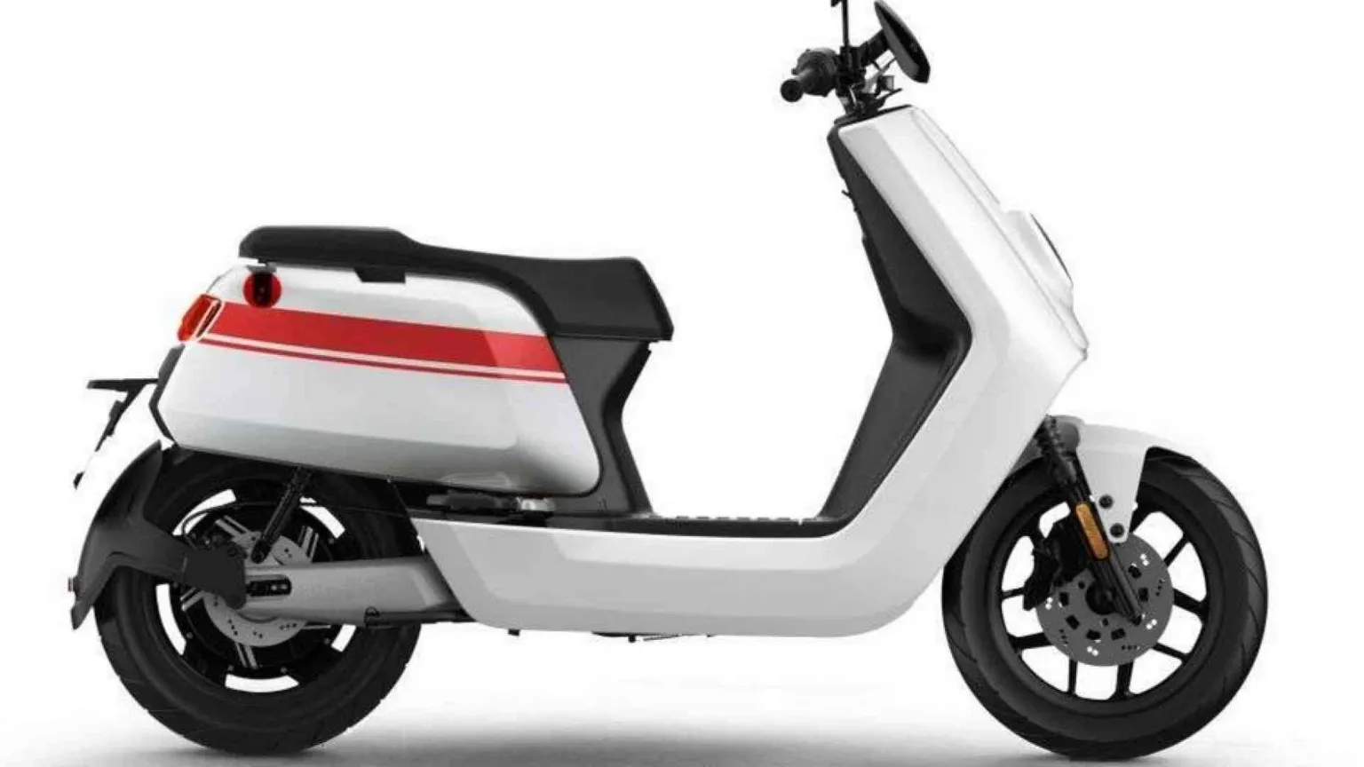 NIU NQi GTS Sport, che sorpresa lo scooter cinese elettrico