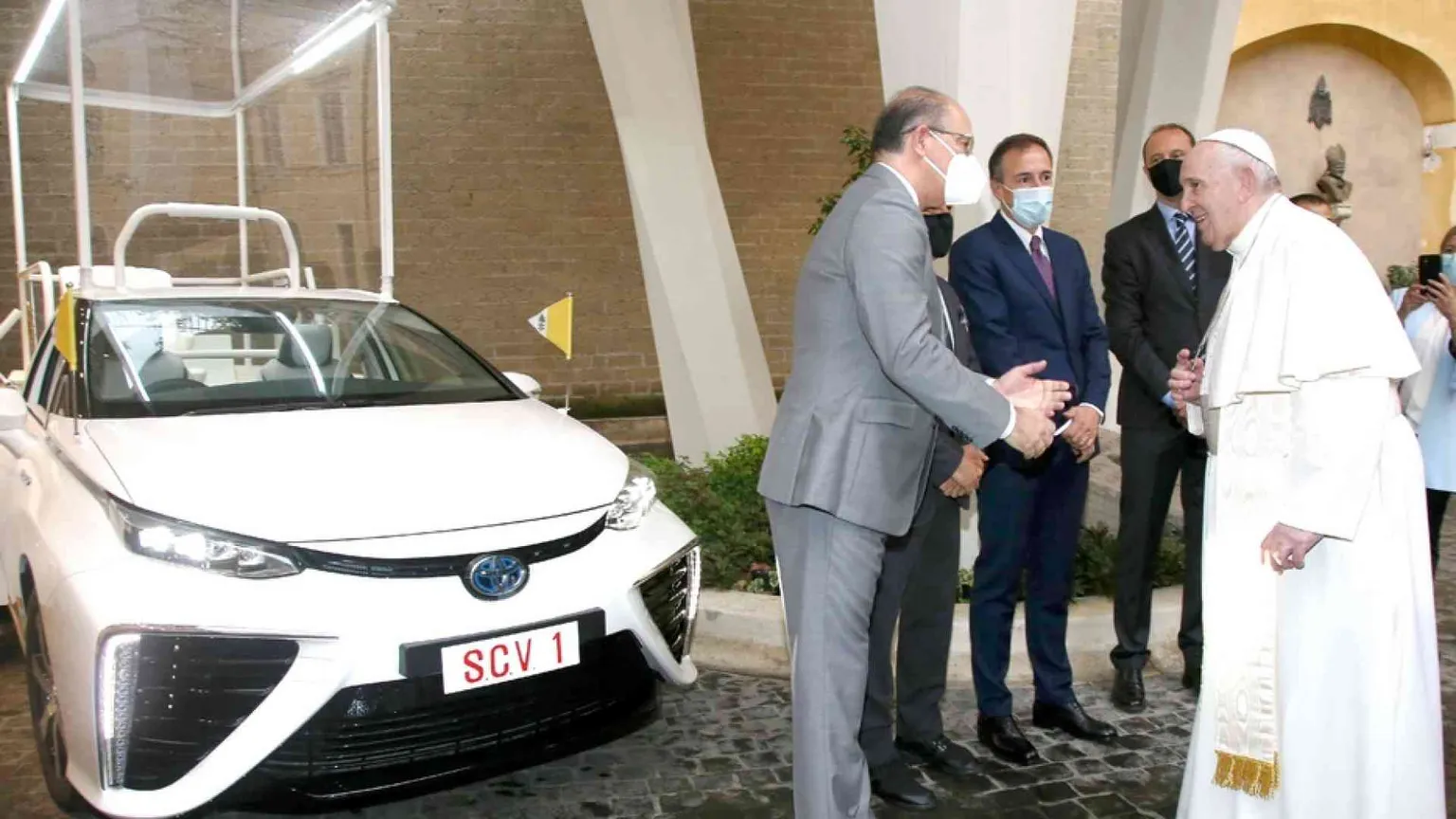 Una “Papamobile” a idrogeno per Francesco
