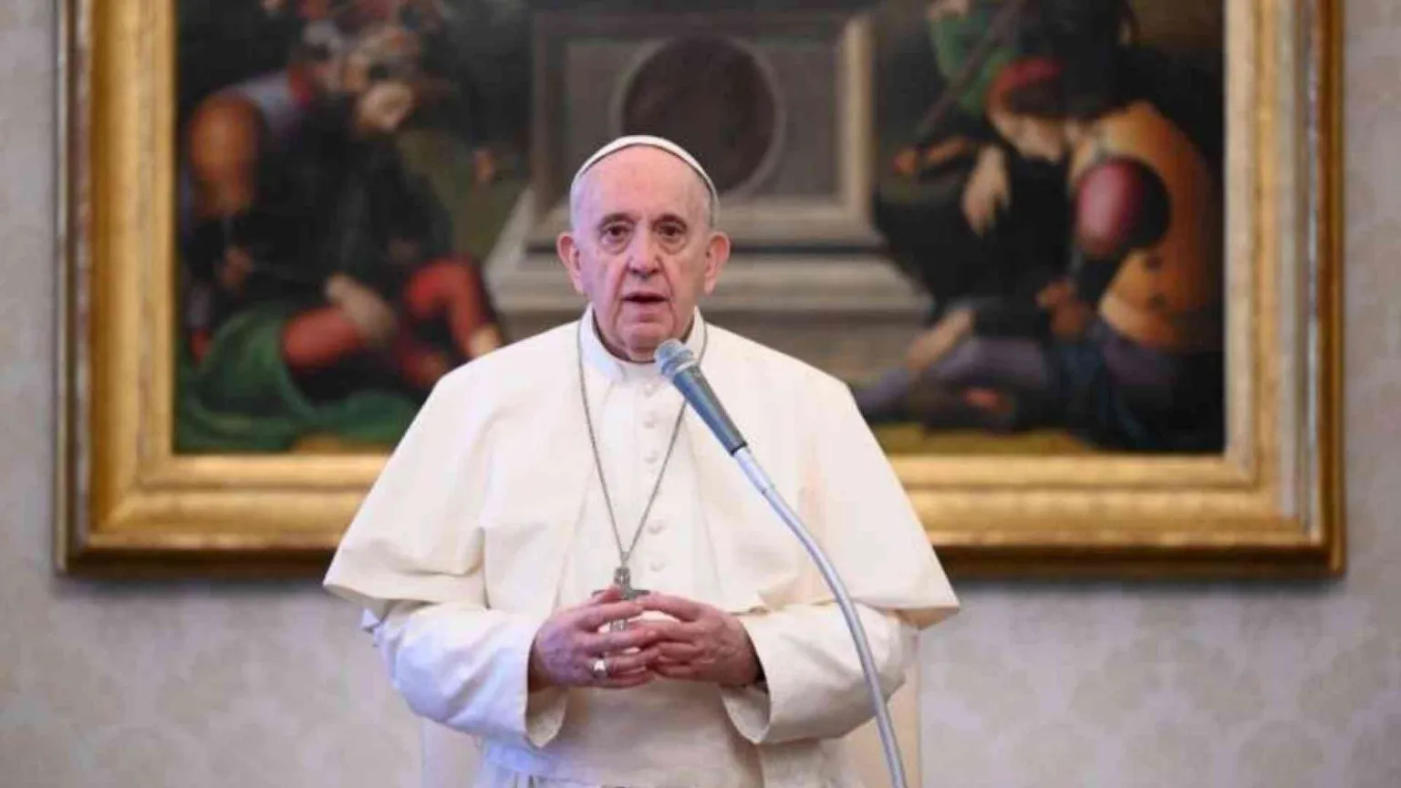 Il Papa: seguiamo le prescrizioni delle autorità e pensiamo ai malati