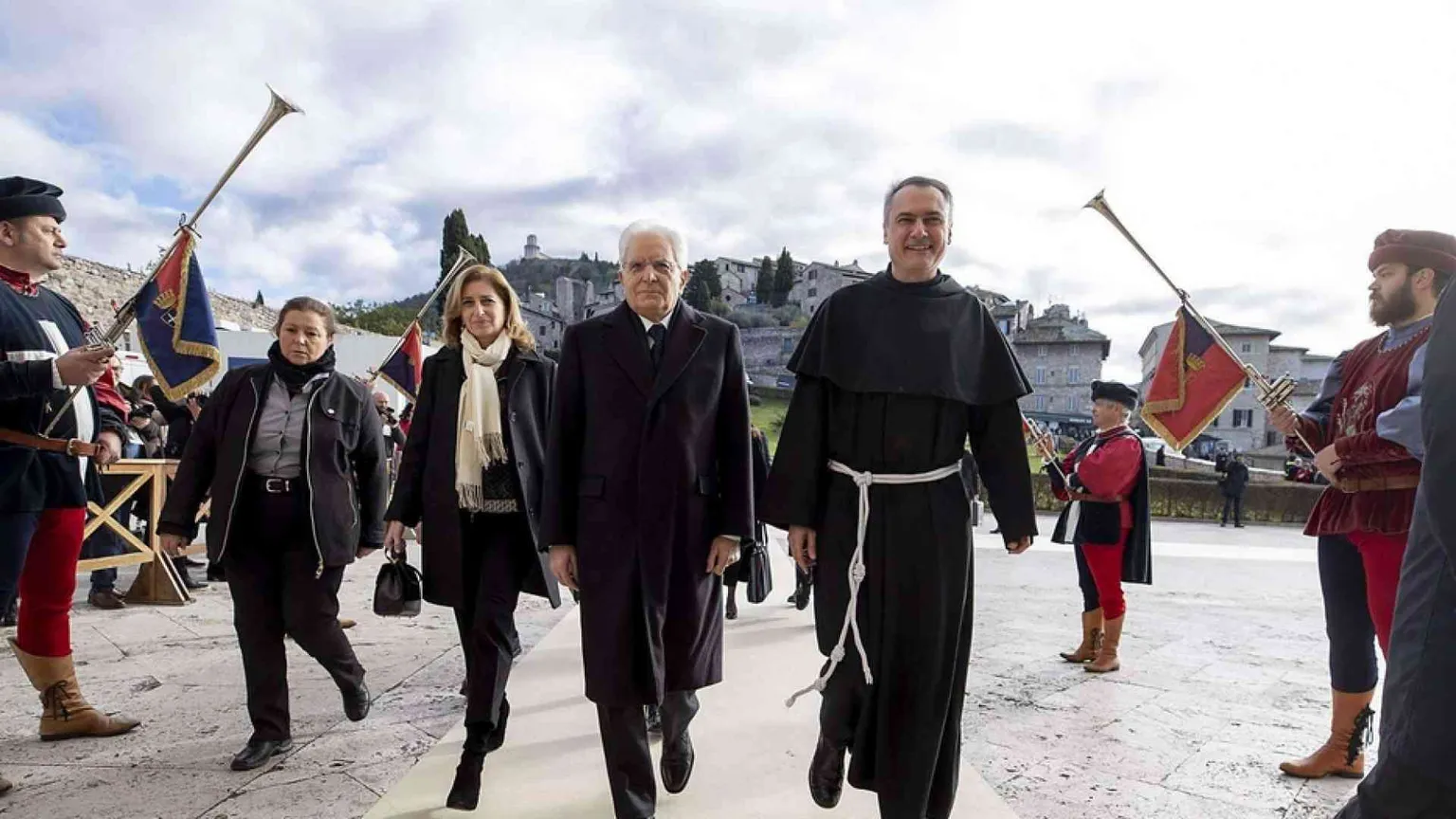 «Io, cardinale francescano col sorriso. La fraternità risposta agli egoismi»