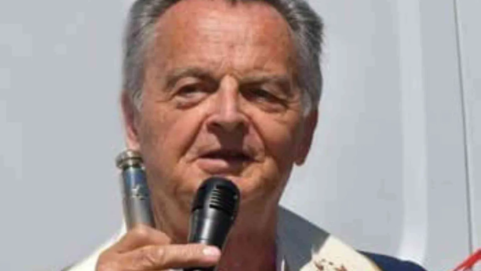 Riccione: don Giorgio l'allievo di don Benzi che diceva Messa al Palasport