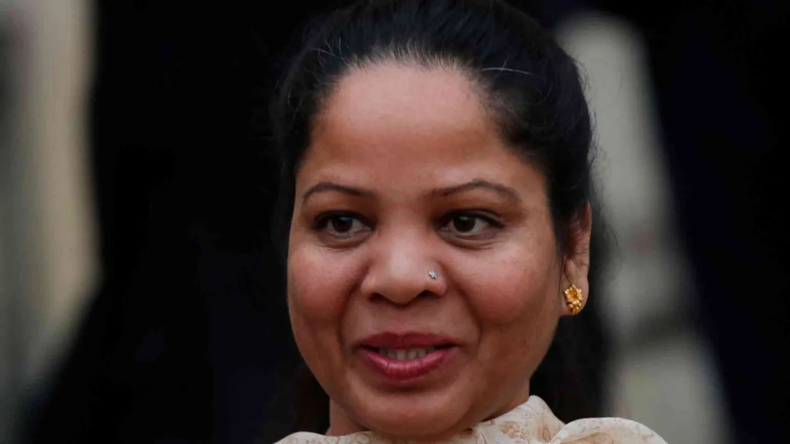 Asia Bibi: sarò sempre al fianco di chi sta soffrendo come me