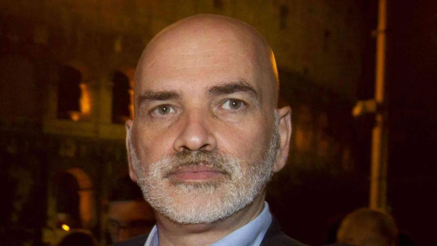 Mancuso: «Non esiste il diritto ad avere un figlio»