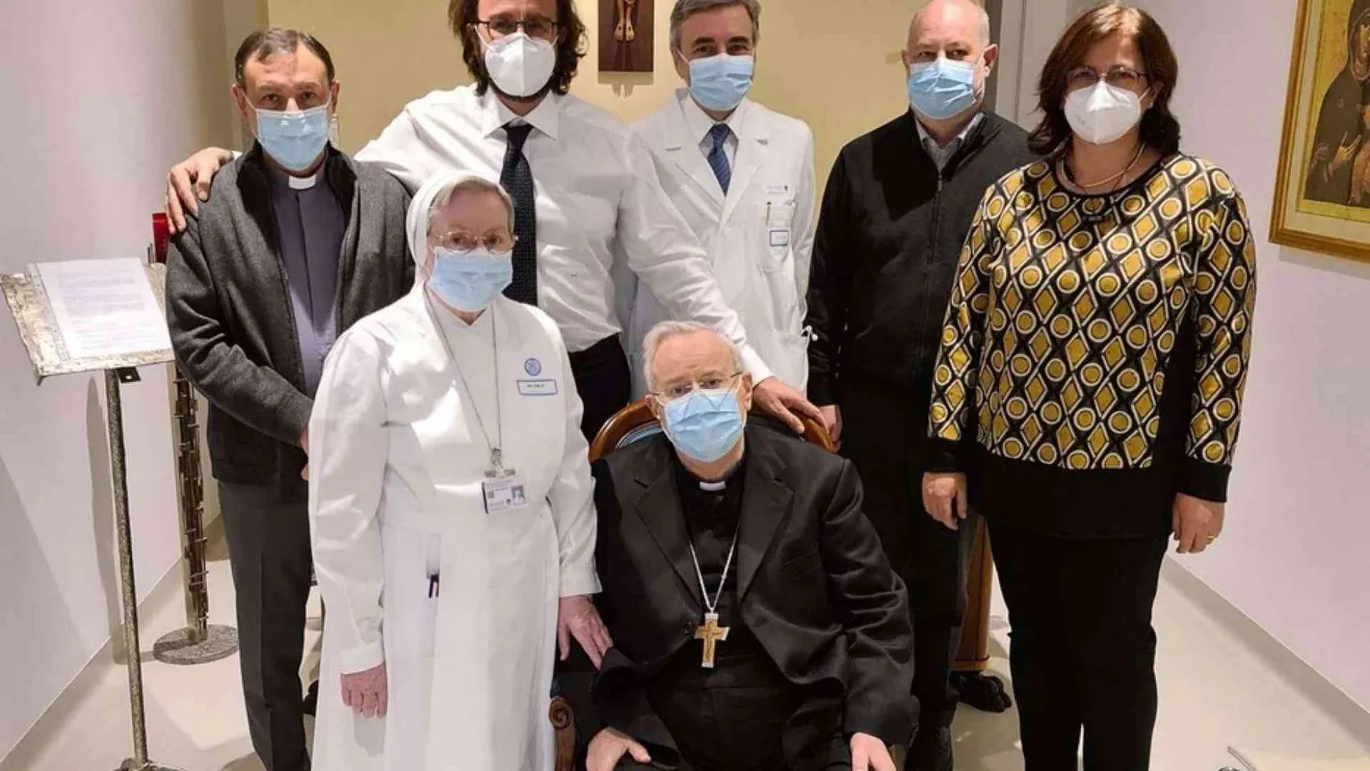 Il cardinale Bassetti: «Sono stato nel deserto, ma con gli angeli»
