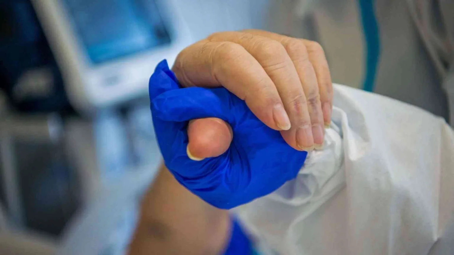 La Cei: cura e relazione, la vita umana è indisponibile fino all'ultimo