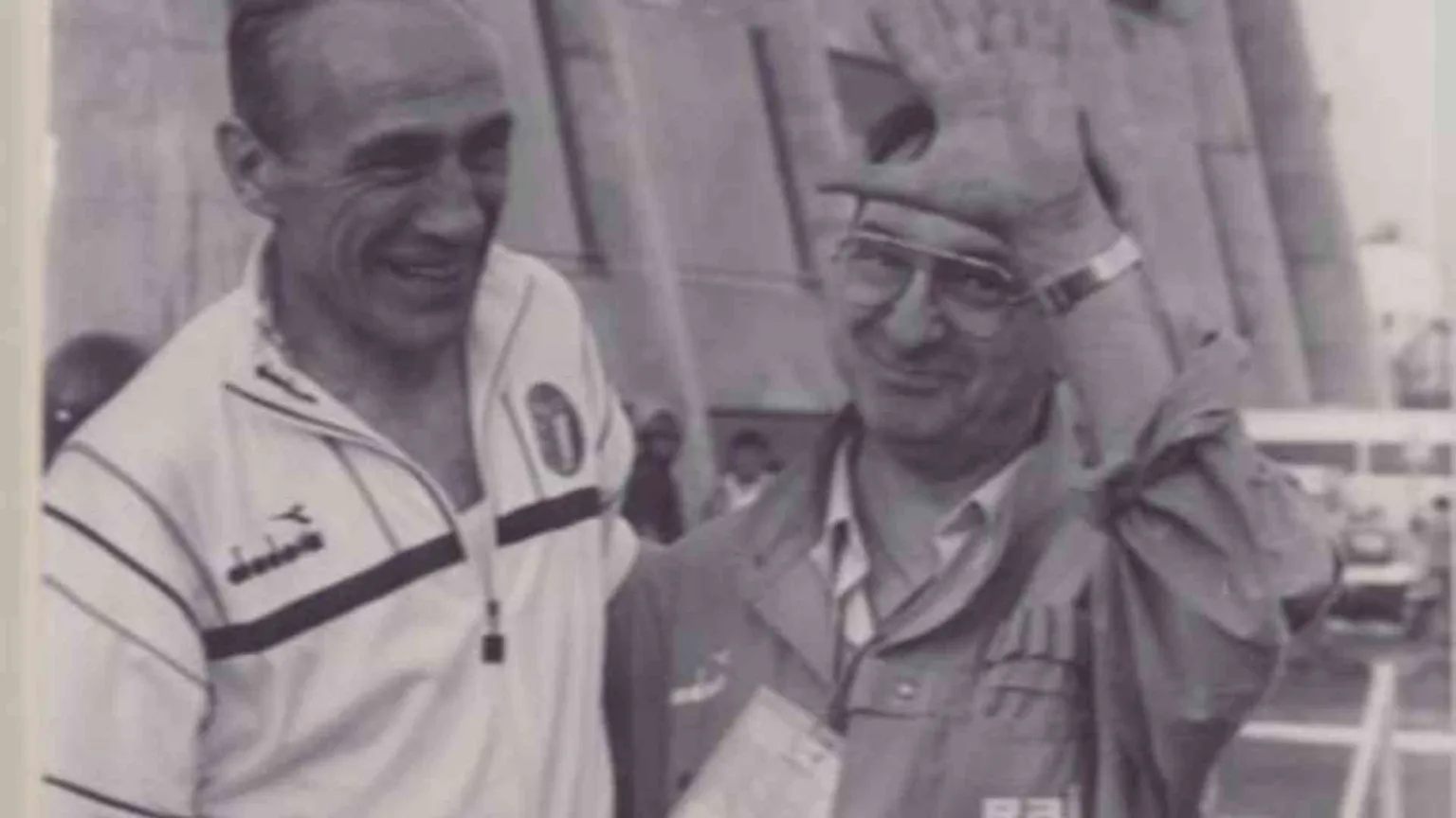 "Tutto il calcio" di Ezio Luzzi
