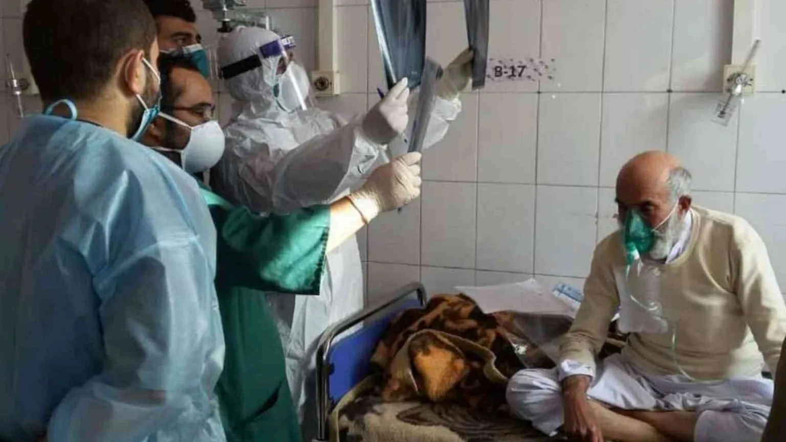 Afghanistan, tra attentati e taleban il Covid è il rischio che fa meno paura