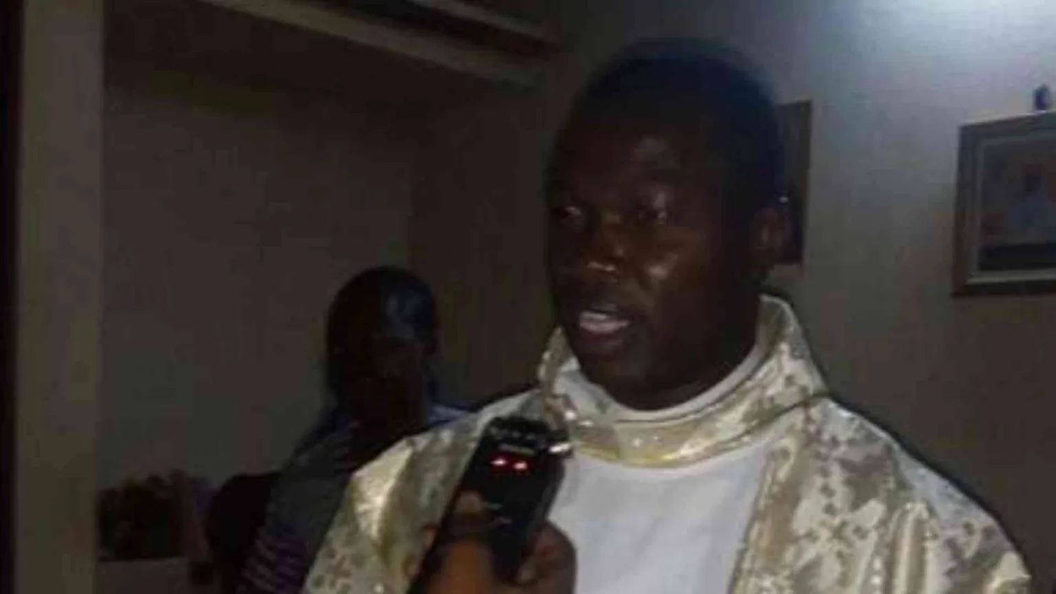 Ucciso il sacerdote scomparso nel Burkina Faso minacciato dai jihadisti
