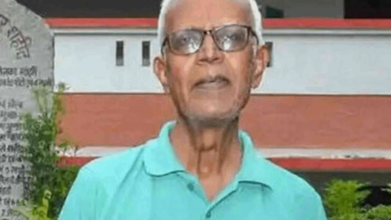 Padre Stan, dal carcere: «Grazie, continuiamo a cantare in coro»