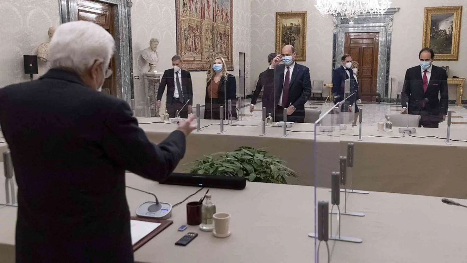 Iv non chiude ma rilancia. I 5s al bivio sul mandato esplorativo a Fico