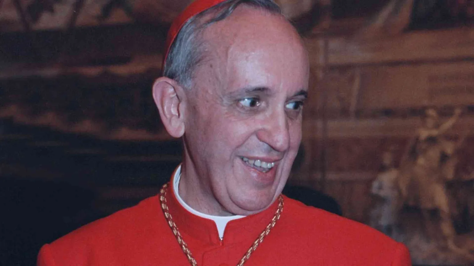 20 anni fa Giovanni Paolo II impose la berretta cardinalizia a Bergoglio