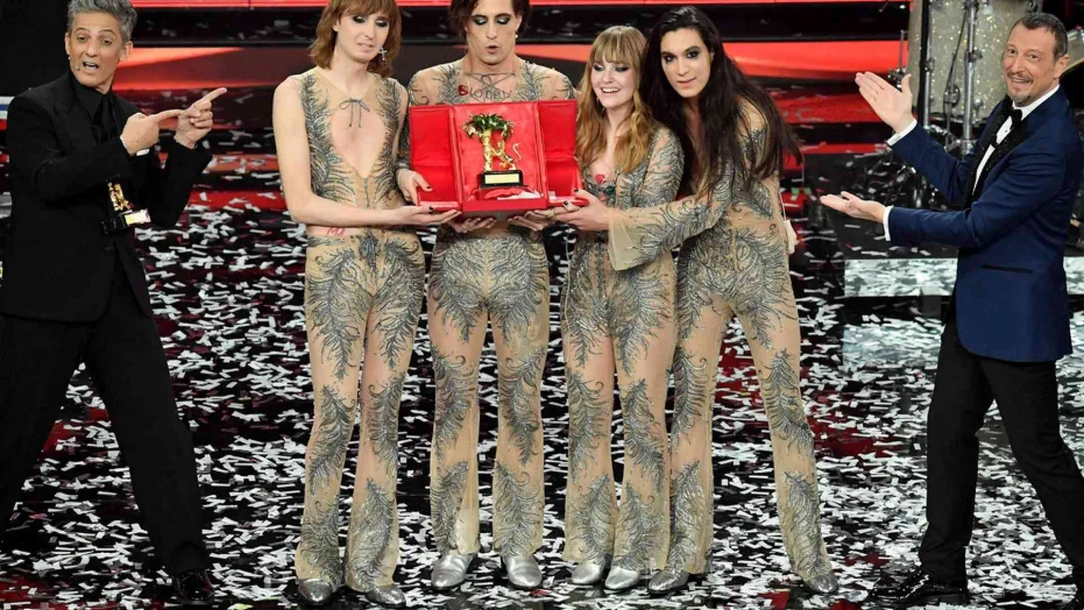 Sanremo, il verdetto: zitti e buoni, il rock dei Maneskin più forte del Covid