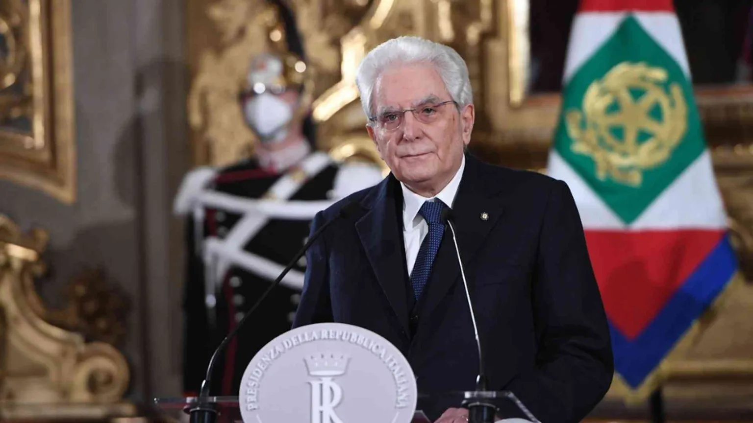 Odio e minacce social contro Mattarella, perquisizioni e indagati