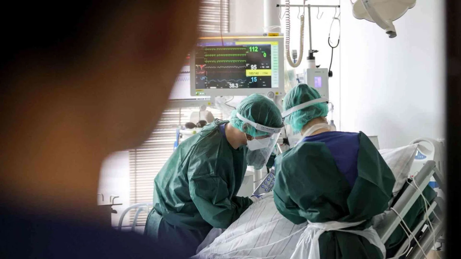 13.846 nuovi casi e 386 morti. In arrivo un milione di vaccini Pfizer