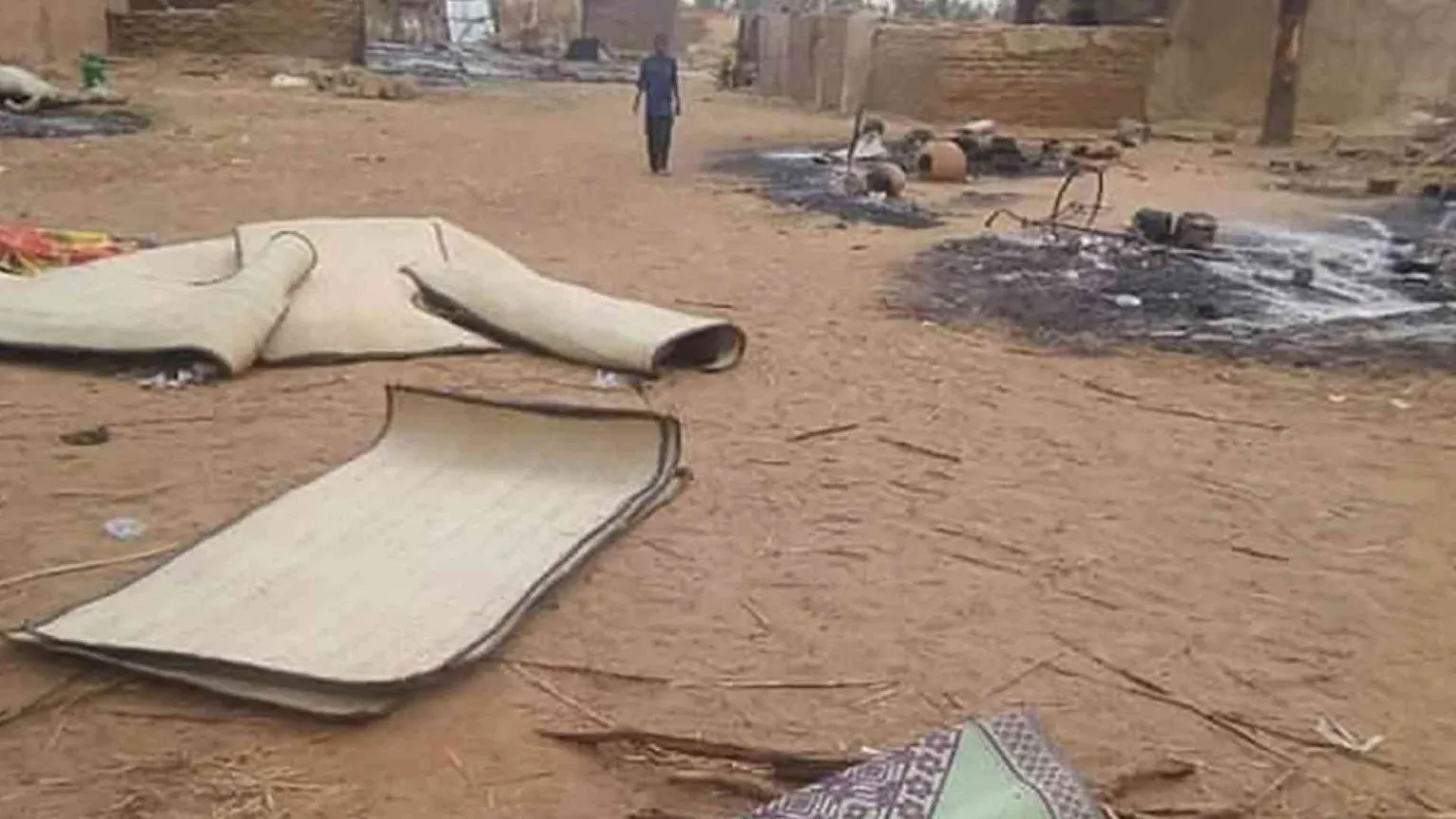 Massacro jihadista in Niger, 137 morti in tre villaggi