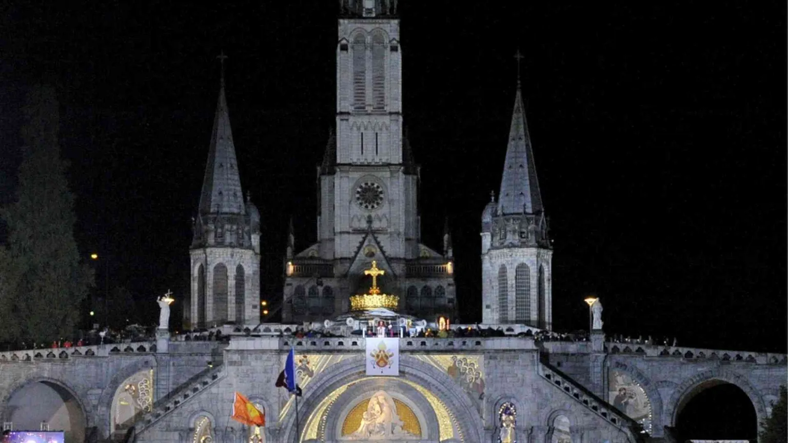 La preghiera a Maria per la fine della pandemia / IL TESTO / I 30 SANTUARI