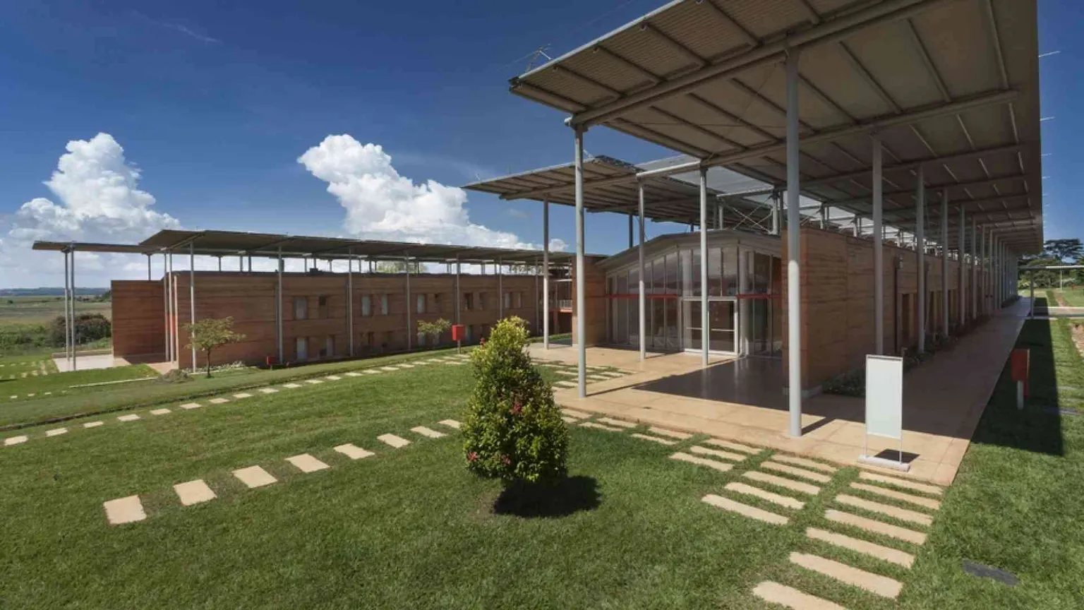 Uganda, progettato da Renzo Piano l'ospedale pediatrico di Emergency