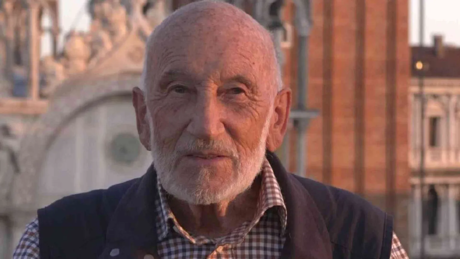 "Il ragazzo con la Leica", l'Italia di Berengo Gardin