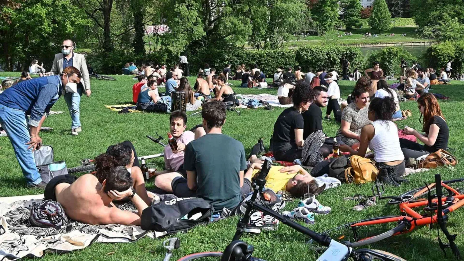 L'Italia torna gialla. Speranza: dal 16 maggio stop alla quarantena Paesi Eu