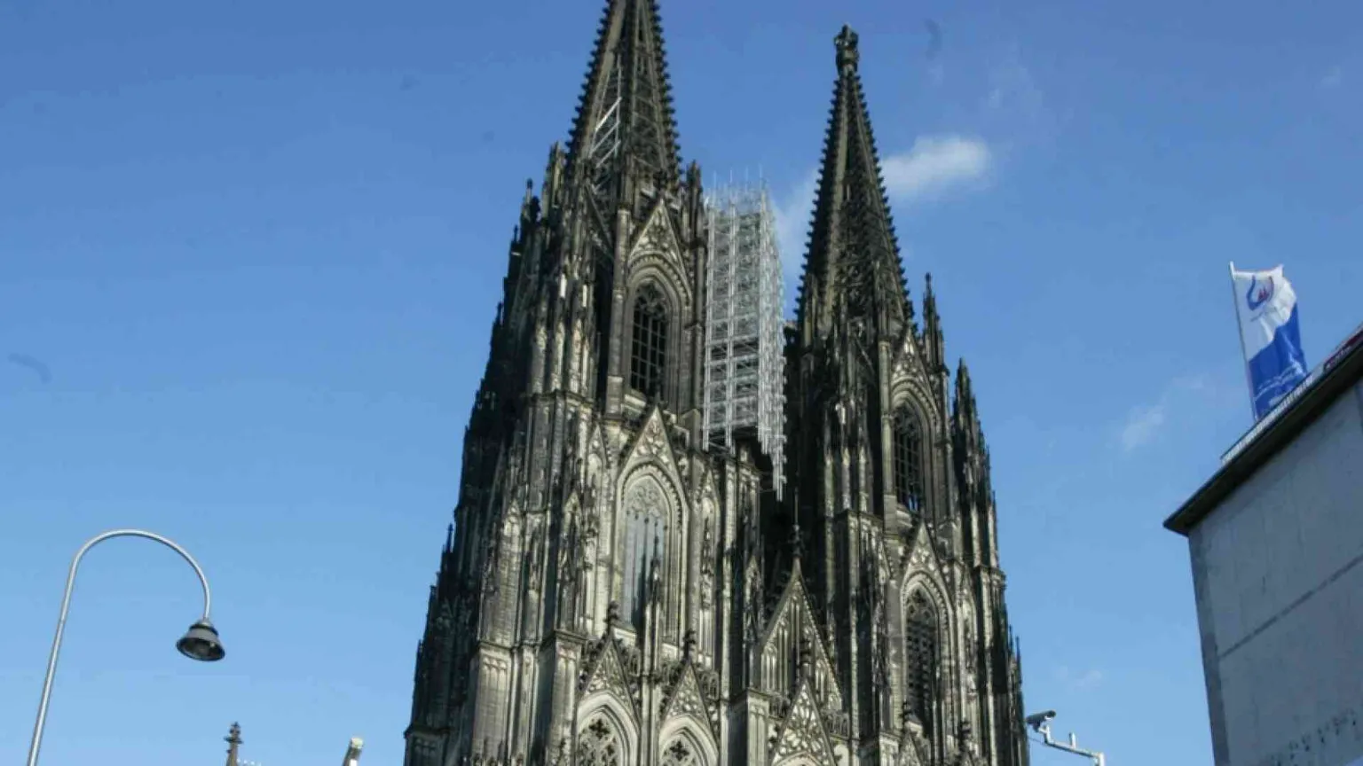 Visita apostolica a Colonia su abusi e insabbiamenti